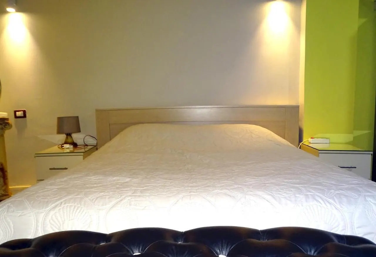 Central Apartments Shoshi Tirana
